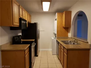 Photo #4: 2152161 Listing