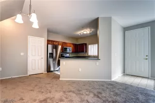 Photo #1: 2152178 Listing