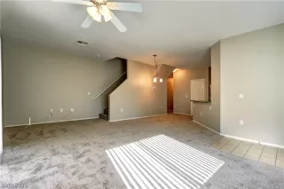 Photo #3: 2152178 Listing