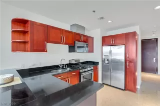 Photo #3: 2153275 Listing 