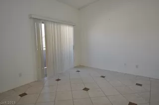 Photo #6: 2153292 Listing