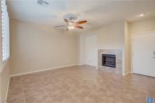 Photo #2: 2153381 Listing