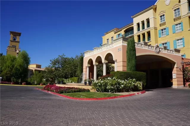 MLS: 2153384 Condo For Sale