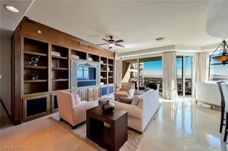 Photo #1: 2153387 Listing