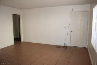 Photo #4: 2153440 Listing 