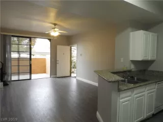 Photo #5: 2153483 Listing 