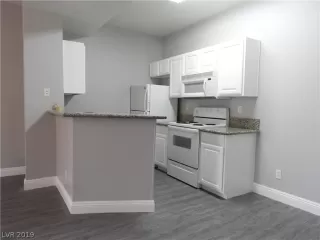 Photo #6: 2153483 Listing 