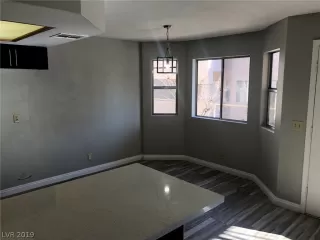 Photo #4: 2153550 Listing