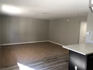 Photo #6: 2153550 Listing