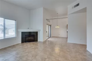 Photo #2: 2153571 Listing 