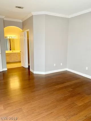 Photo #4: 2153581 Listing 