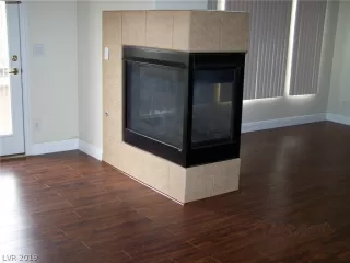 Photo #3: 2153655 Listing 