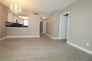 Photo #3: 2153706 Listing 