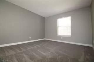 Photo #5: 2153706 Listing 