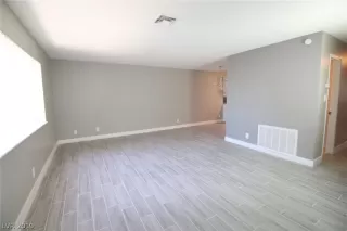 Photo #2: 2153708 Listing