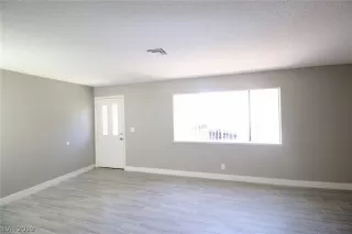 Photo #3: 2153708 Listing