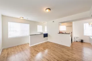 Photo #2: 2153725 Listing