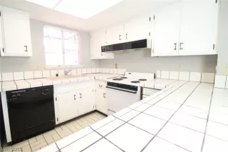 Photo #6: 2153730 Listing 