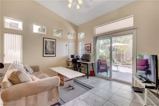 Photo #4: 2153731 Listing