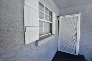 Photo #2: 2153749 Listing