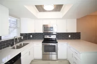 Photo #6: 2153761 Listing 