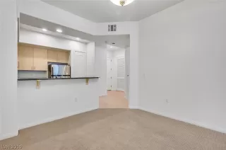 Photo #2: 2153763 Listing