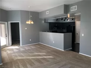 Photo #1: 2153843 Listing 