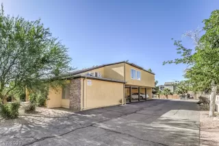 Photo #1: 2153892 Listing