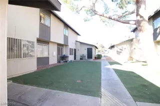 Photo #1: 2153893 Listing