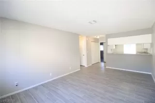 Photo #3: 2153893 Listing