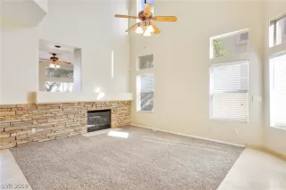 Photo #4: 2153904 Listing