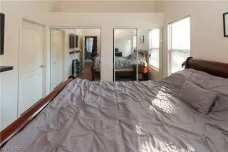 Photo #2: 2153944 Listing