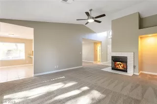 Photo #2: 2153964 Listing