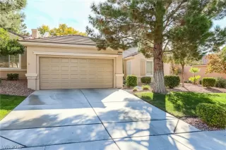 Photo #3: 2153982 Listing