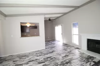 Photo #1: 2153985 Listing