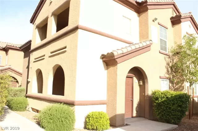 MLS: 2153993 Condo For Sale