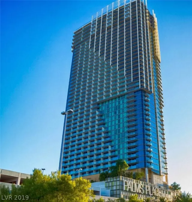 MLS: 2153996 Condo For Sale