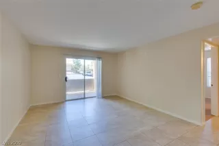 Photo #6: 2154027 Listing 