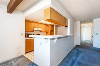 Photo #6: 2154042 Listing