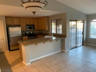 Photo #4: 2154161 Listing 