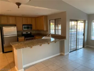 Photo #5: 2154161 Listing 