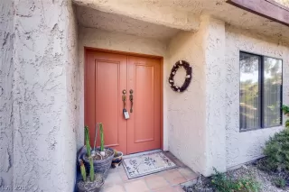 Photo #2: 2154207 Listing