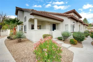 Photo #3: 2154279 Listing