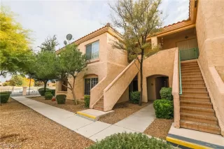 Photo #1: 2154346 Listing