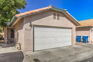 Photo #1: 2154389 Listing