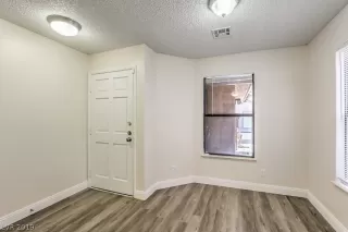 Photo #6: 2154389 Listing