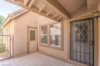 Photo #4: 2154399 Listing