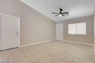 Photo #5: 2154465 Listing