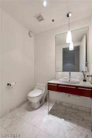 Photo #5: 2154466 Listing