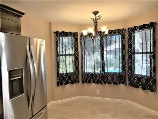 Photo #2: 2154468 Listing